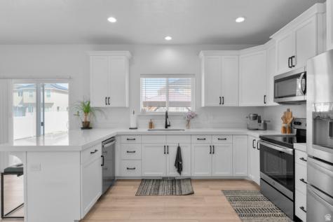 1165 E Bell Buoy Way Eagle Mountain UT 84005