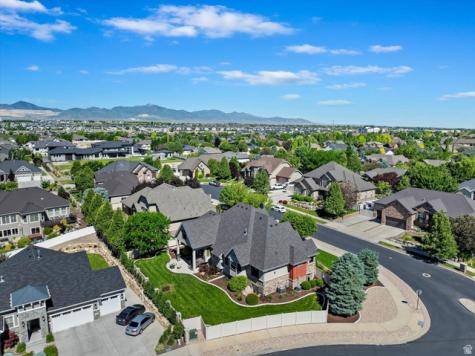 3225 W Chateau Circle South Jordan UT 84095