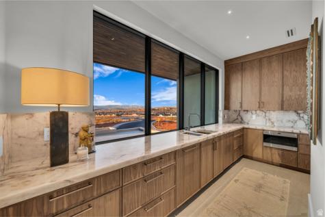 63 E Colima Road Washington UT 84780