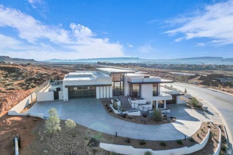 63 E Colima Road Washington UT 84780