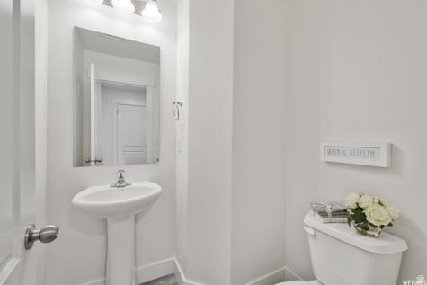 166 E Craner Peak Drive Eagle Mountain UT 84005