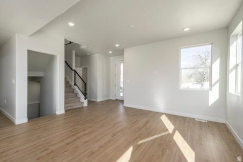 227 W Waterstone Circle Murray UT 84107