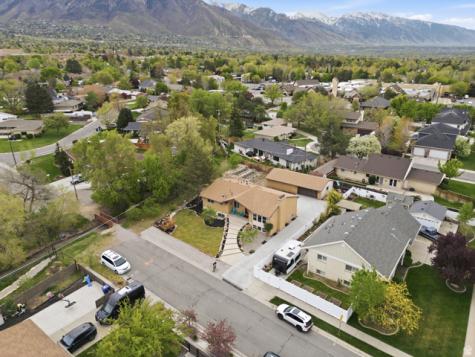 2052 E 3780 S Millcreek UT 84109