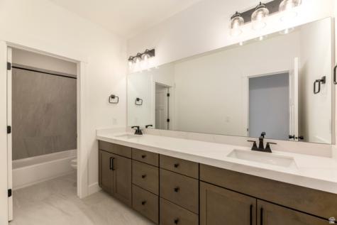 6763 W Smithson Circle S West Valley City UT 84128