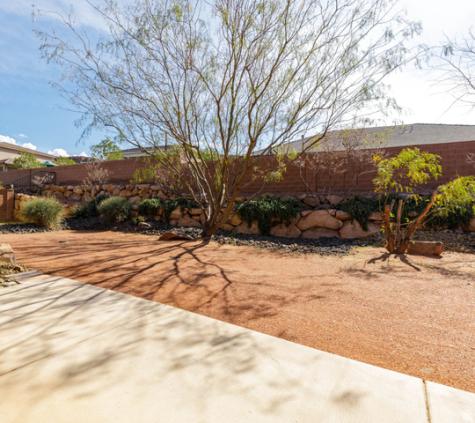 2706 E 3800 S St. George UT 84790