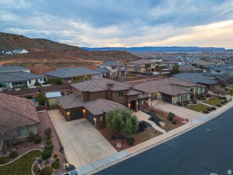 2706 E 3800 S St. George UT 84790