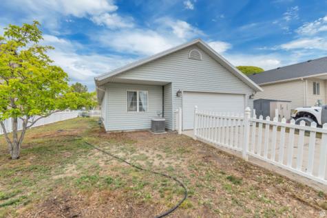 1906 E Juniper Drive Eagle Mountain UT 84005