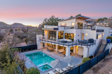 58 E 250 N St. George UT 84770