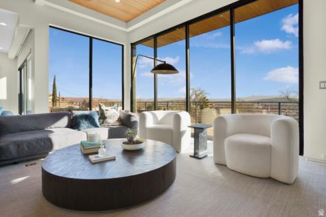 58 E 250 N St. George UT 84770