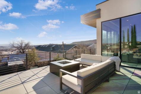 58 E 250 N St. George UT 84770