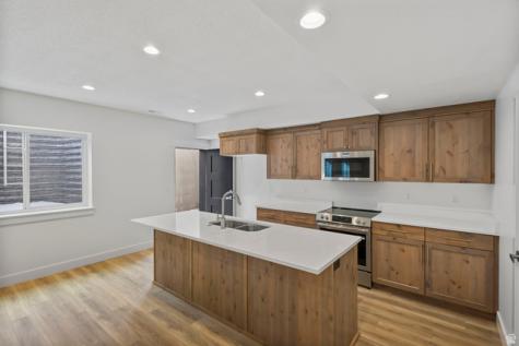 728 E Mountain Road North Ogden UT 84414