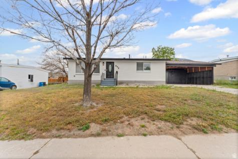 372 N Overland E Tooele UT 84074