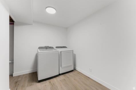372 N Overland E Tooele UT 84074