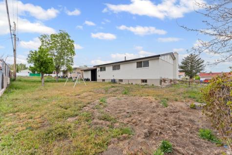 372 N Overland E Tooele UT 84074