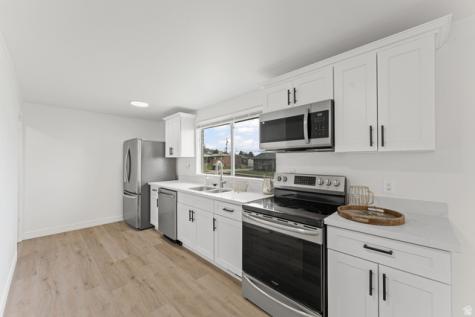 372 N Overland E Tooele UT 84074