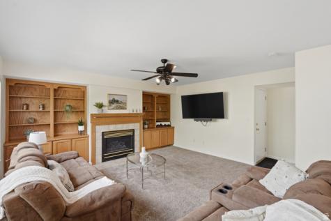 581 E Compass Circle N North Salt Lake UT 84054
