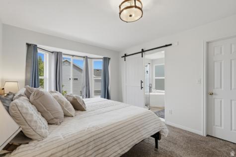 581 E Compass Circle N North Salt Lake UT 84054