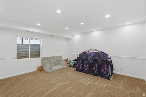 581 E Compass Circle N North Salt Lake UT 84054