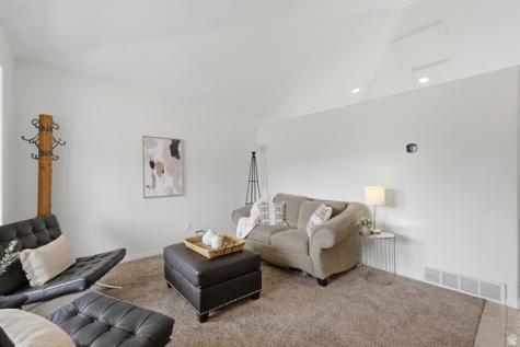 581 E Compass Circle N North Salt Lake UT 84054