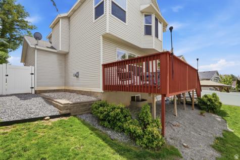 581 E Compass Circle N North Salt Lake UT 84054