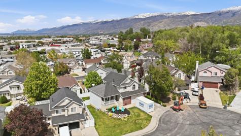 581 E Compass Circle N North Salt Lake UT 84054