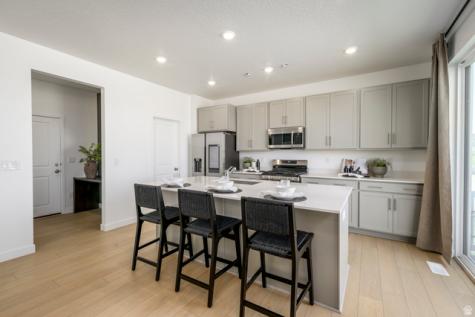 2122 E Hummingbird Drive Eagle Mountain UT 84005
