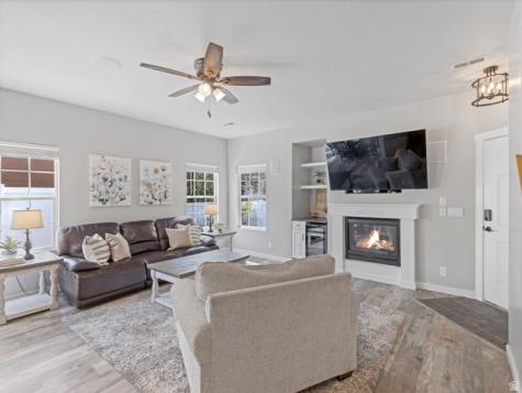 4914 W Duncan Meadow Lane Riverton UT 84096