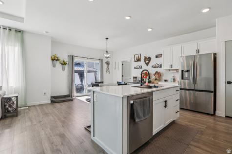 3807 S Greeley Circle W Magna UT 84044