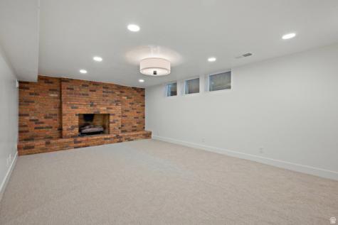 4695 S Sycamore Holladay UT 84117