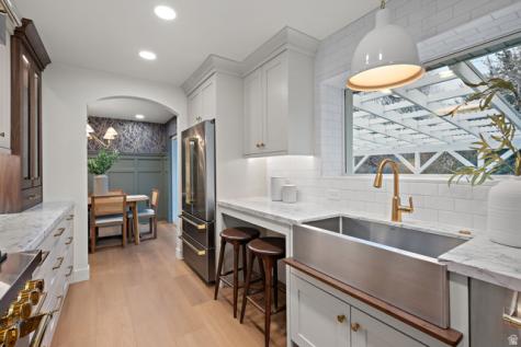 4695 S Sycamore Holladay UT 84117