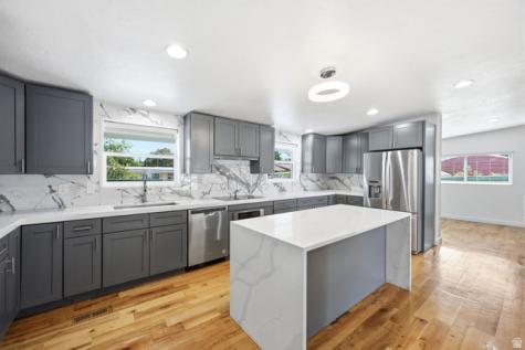 5543 S 640 W Murray UT 84123