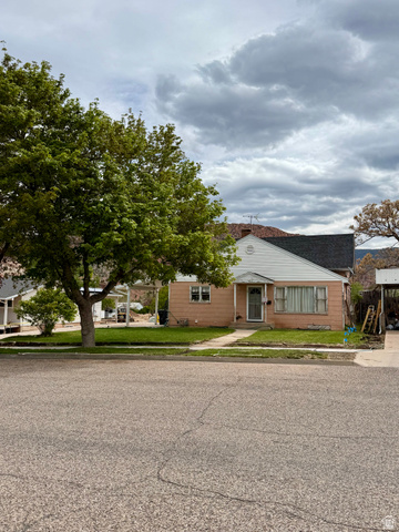 299 S 300 E Cedar City UT 84720