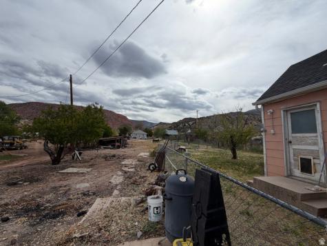 299 S 300 E Cedar City UT 84720