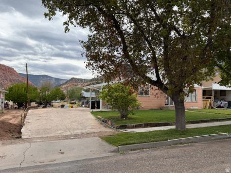 299 S 300 E Cedar City UT 84720