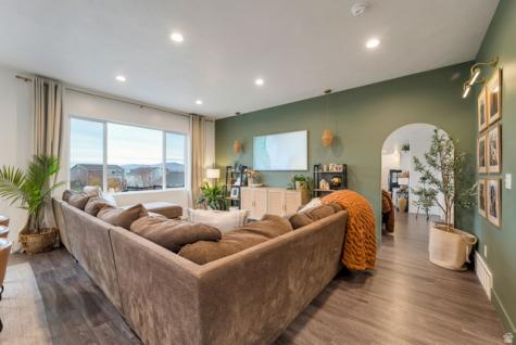 194 E Bliss Drive S Saratoga Springs UT 84045