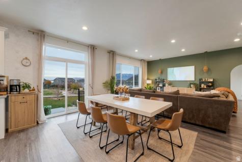 194 E Bliss Drive S Saratoga Springs UT 84045