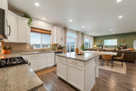 194 E Bliss Drive S Saratoga Springs UT 84045
