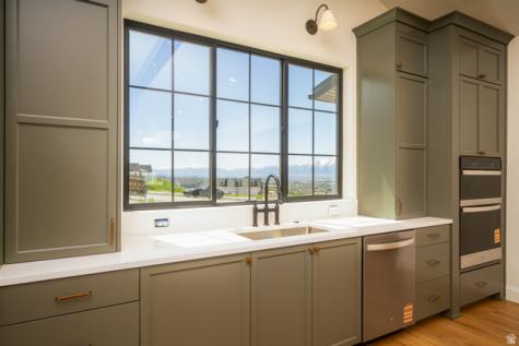 881 E 100 N Hyde Park UT 84318