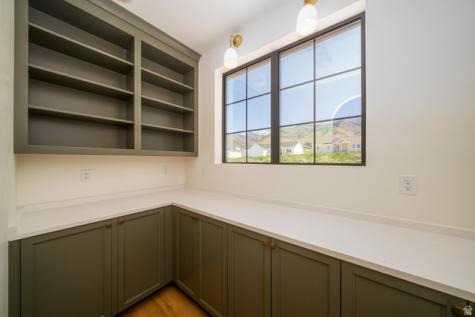 881 E 100 N Hyde Park UT 84318