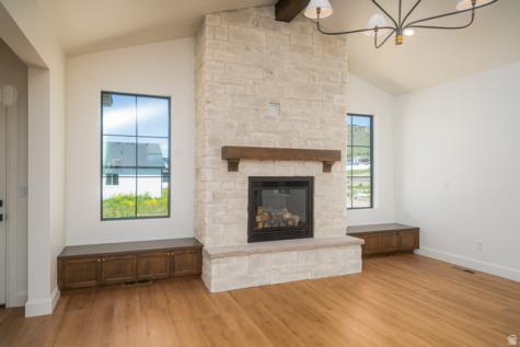881 E 100 N Hyde Park UT 84318