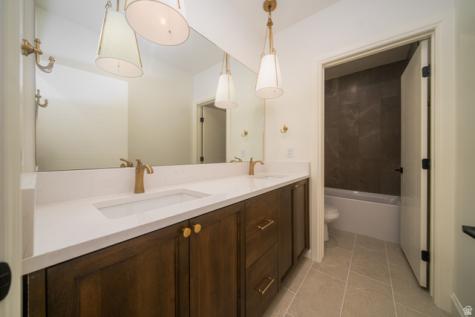 881 E 100 N Hyde Park UT 84318