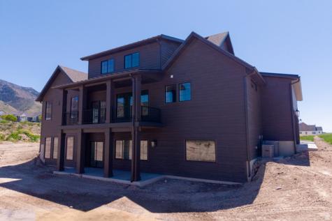 881 E 100 N Hyde Park UT 84318