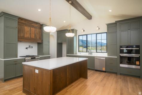 881 E 100 N Hyde Park UT 84318