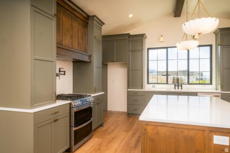 881 E 100 N Hyde Park UT 84318
