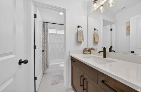539 W 1860 N Tooele UT 84074