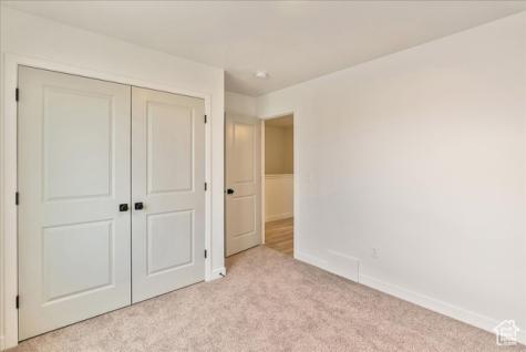 2329 E Woodbury Lane Eagle Mountain UT 84005
