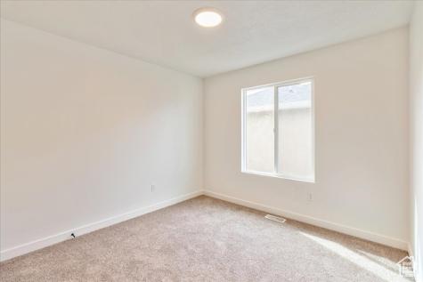 2329 E Woodbury Lane Eagle Mountain UT 84005