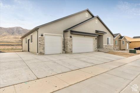 2329 E Woodbury Lane Eagle Mountain UT 84005