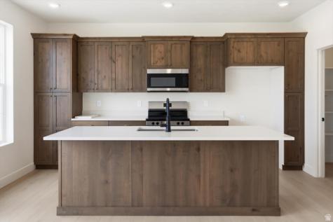 1380 S 110 W Tremonton UT 84337