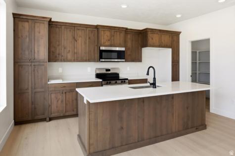 1380 S 110 W Tremonton UT 84337